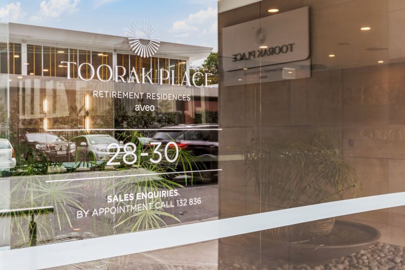 Spacious, north facing 2 bedroom apartment!