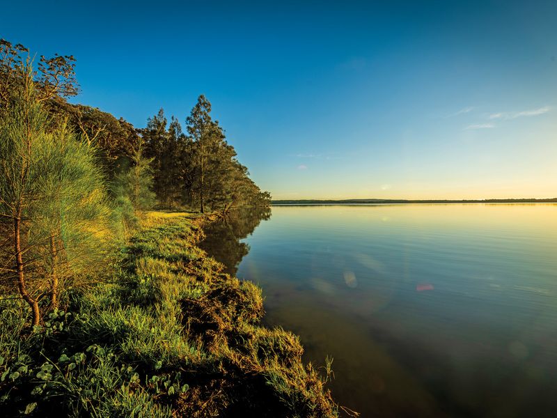 Bespoke 1 bedroom home in lakeside community