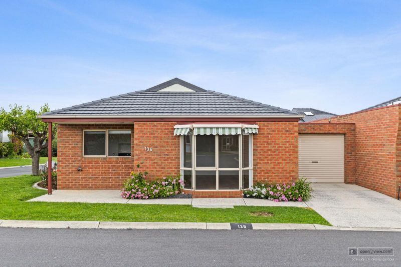 2 bedroom unit w/ garage - ready to move in and enjoy retirement