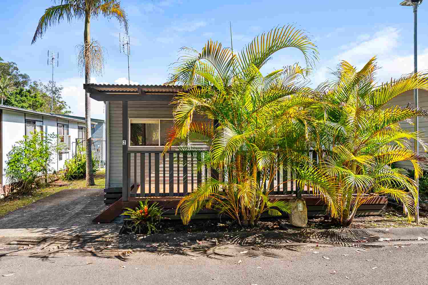 Quiet Location - Parkland Opposite - Fully Furnished