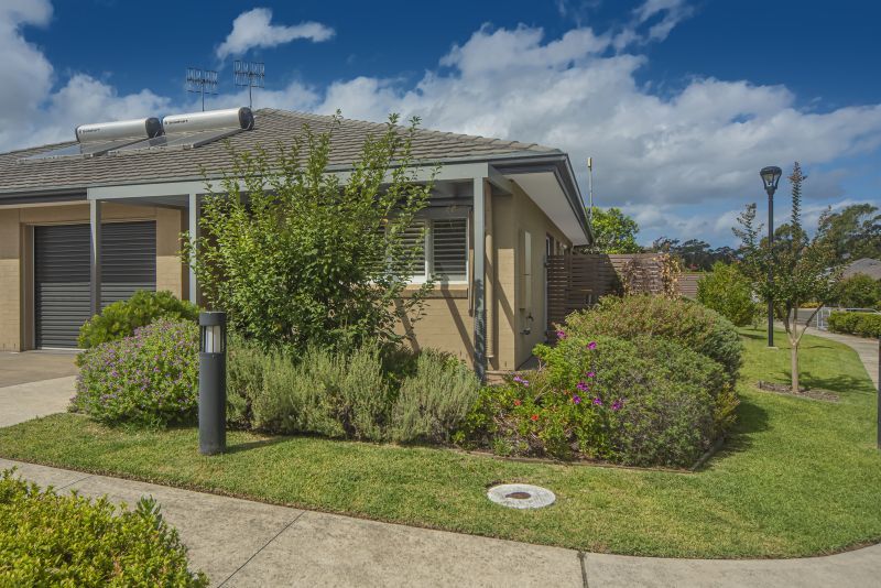 Light-filled modern villa