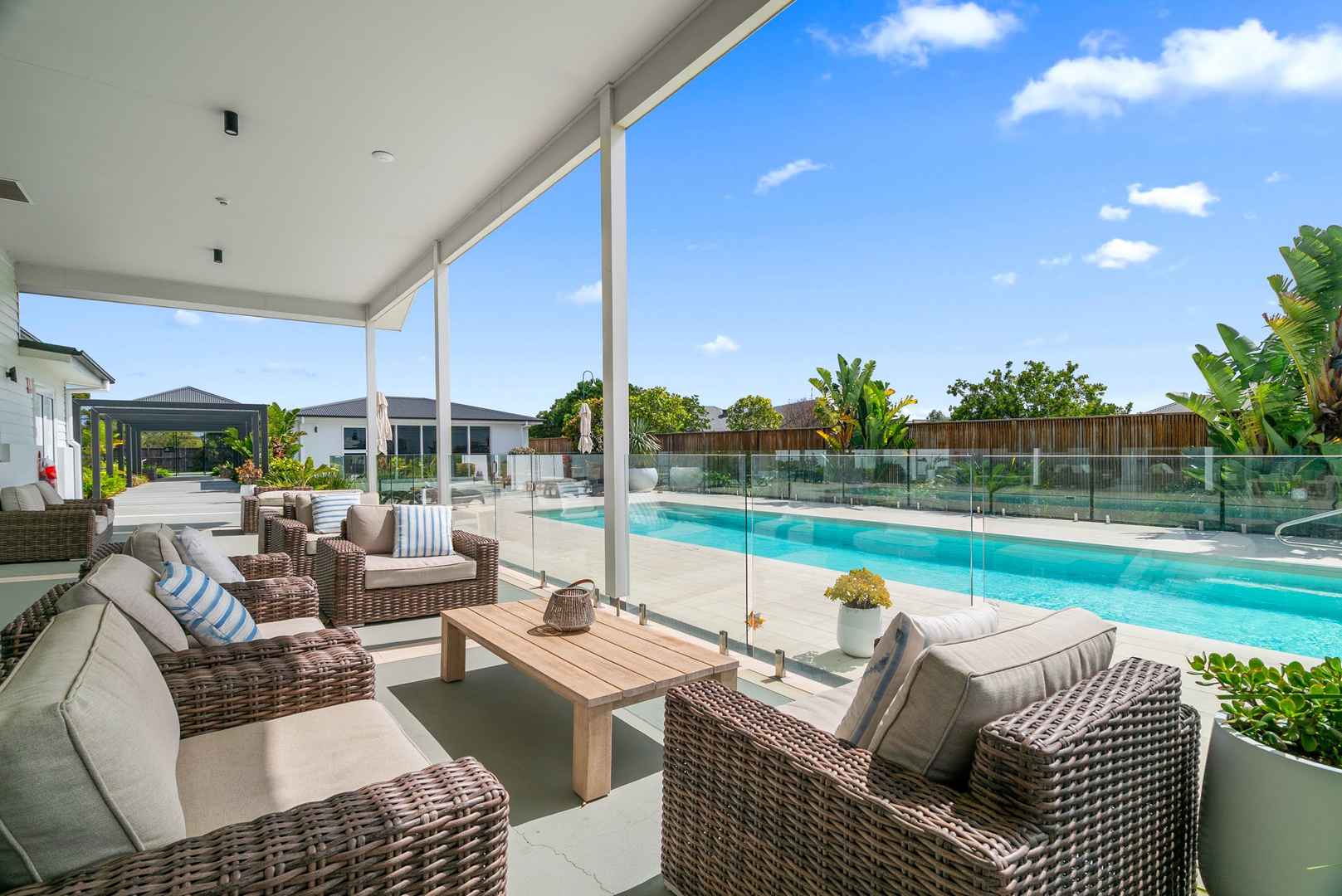 Pristine Hamptons Living - Move Straight In & Enjoy