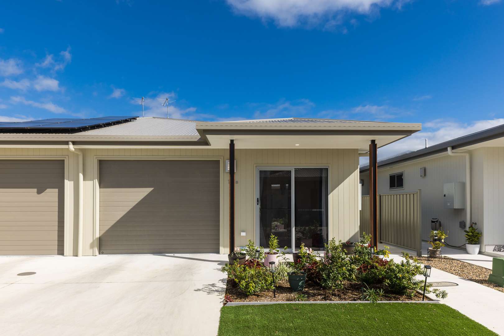 Homesite 121B - Piper Duplex Design
