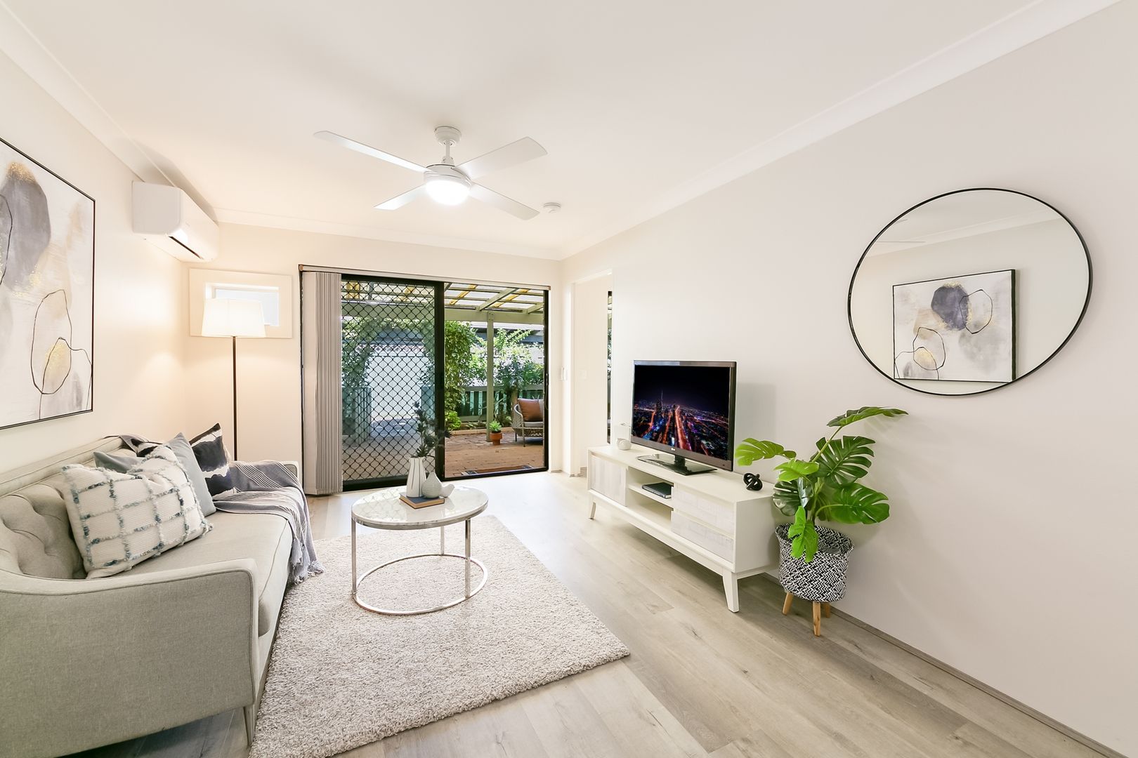 Outstanding, Central Village Location for this Renovated 1 Bedroom Garden Villa 