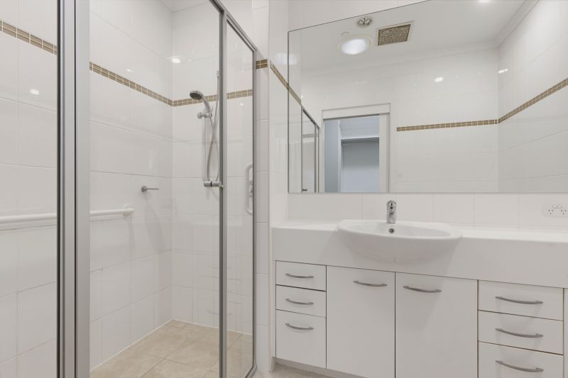 Rare Top-Floor Apartment with Stunning Views