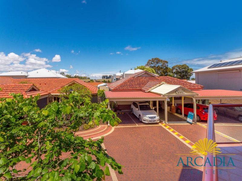 ARCADIA WATERS BICTON - 3 Bedroom, First Floor Stunner...