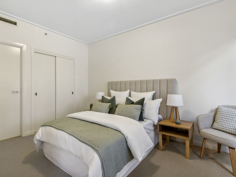 Elegant, Stylish and Convenient One-Bedroom Apartment