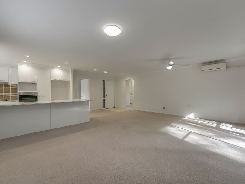 Modern Styling, Close to Village Amenities