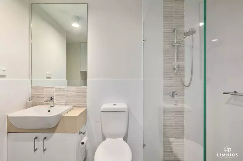 Lifestyle and Location!