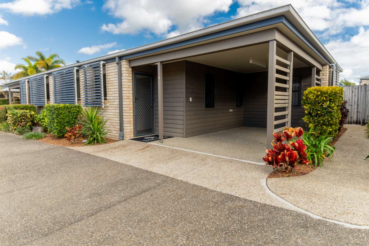 Villa 3 - Oak Tree Burpengary - 2 Bed + 1 Bath
