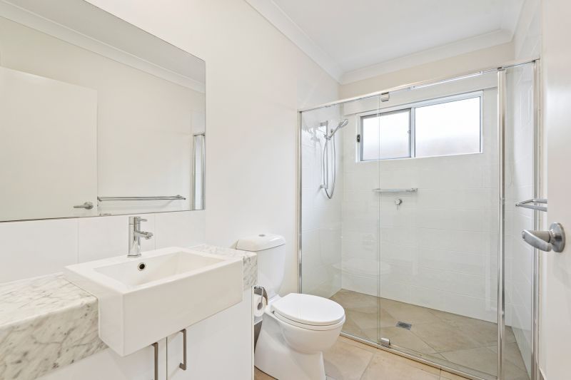 Bright, Stylish Home - Perfect for Easy Living!