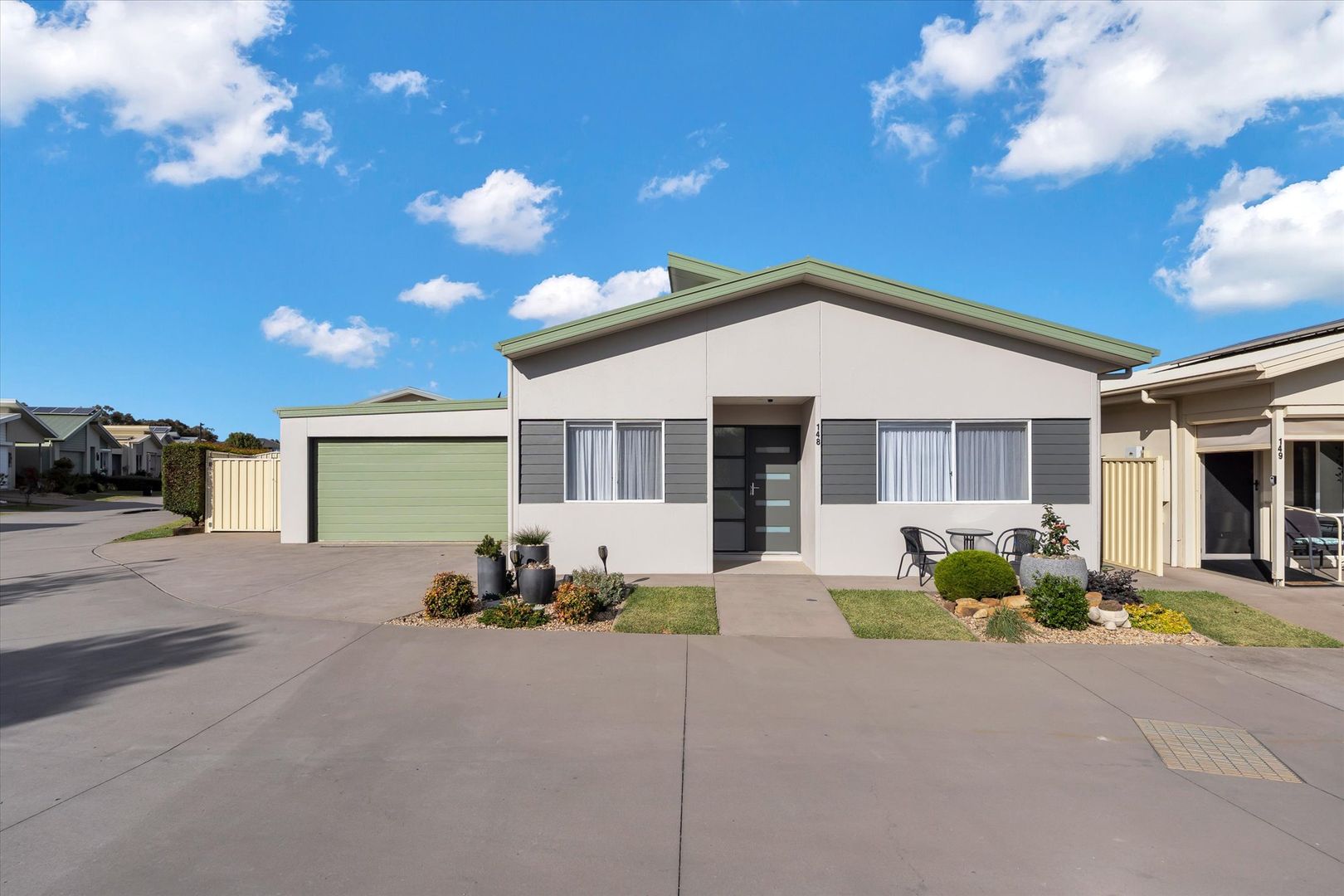 Home 148 PALM LAKE RESORT TRUGANINA