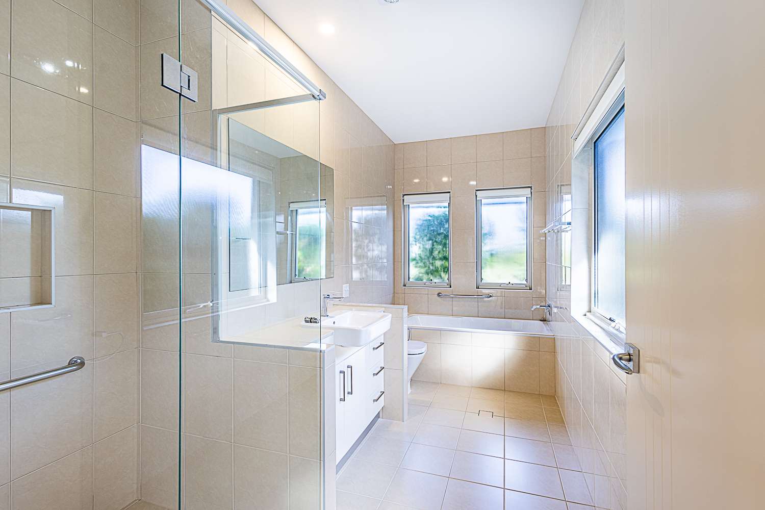 Cezanne II- by Palm Lake Resort Tea Gardens