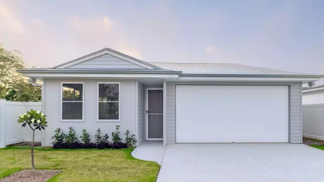 Say hello to style, simplicity and your dream life in The Sawyer - Lot 240.