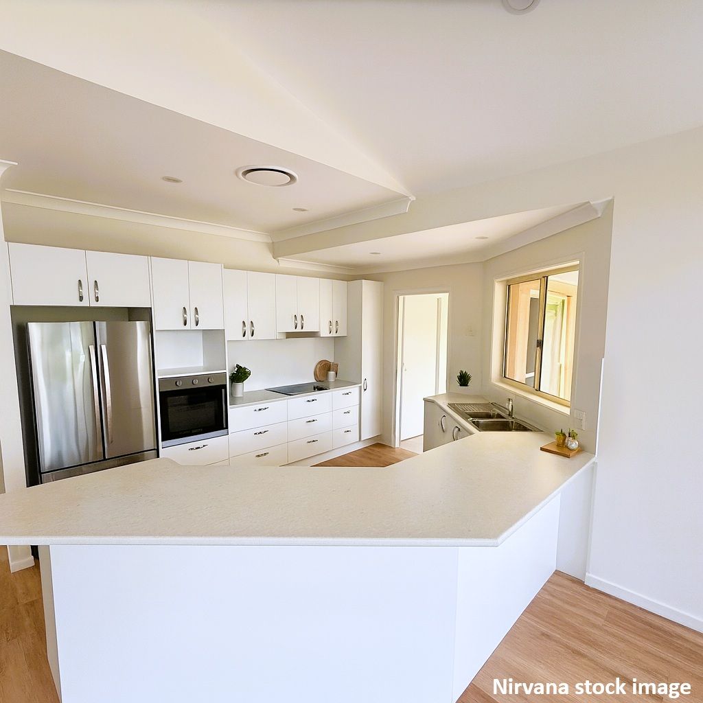 Spacious 3 Bedroom Home - Views over Nature Reserve