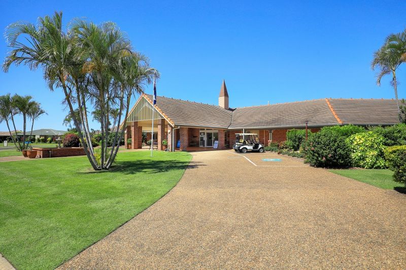 DEPOSIT TAKEN. Ready to move into - two-bedroom villa in a quiet cul-de-sac