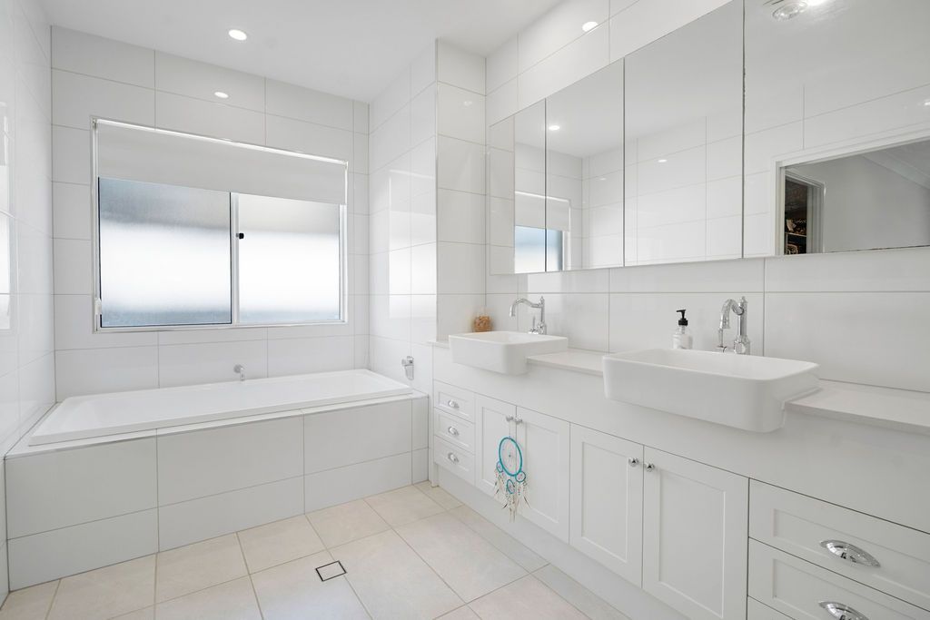 63 Huntington by Palm Lake Resort