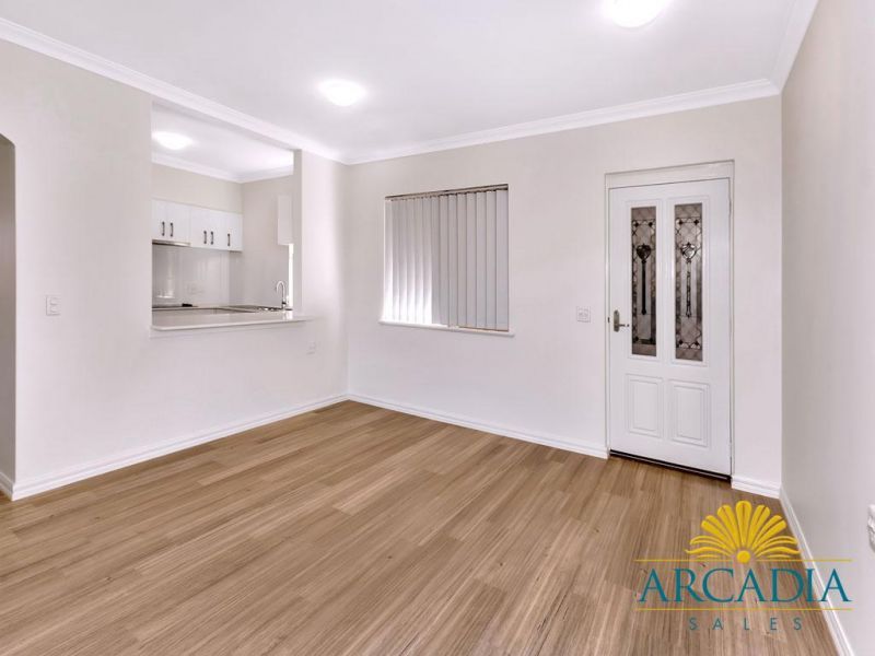 ARCADIA WATERS BICTON - 3 Bedroom, First Floor Stunner...