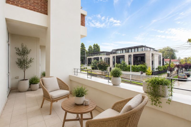 Stylish north-facing two-bedroom apartment!