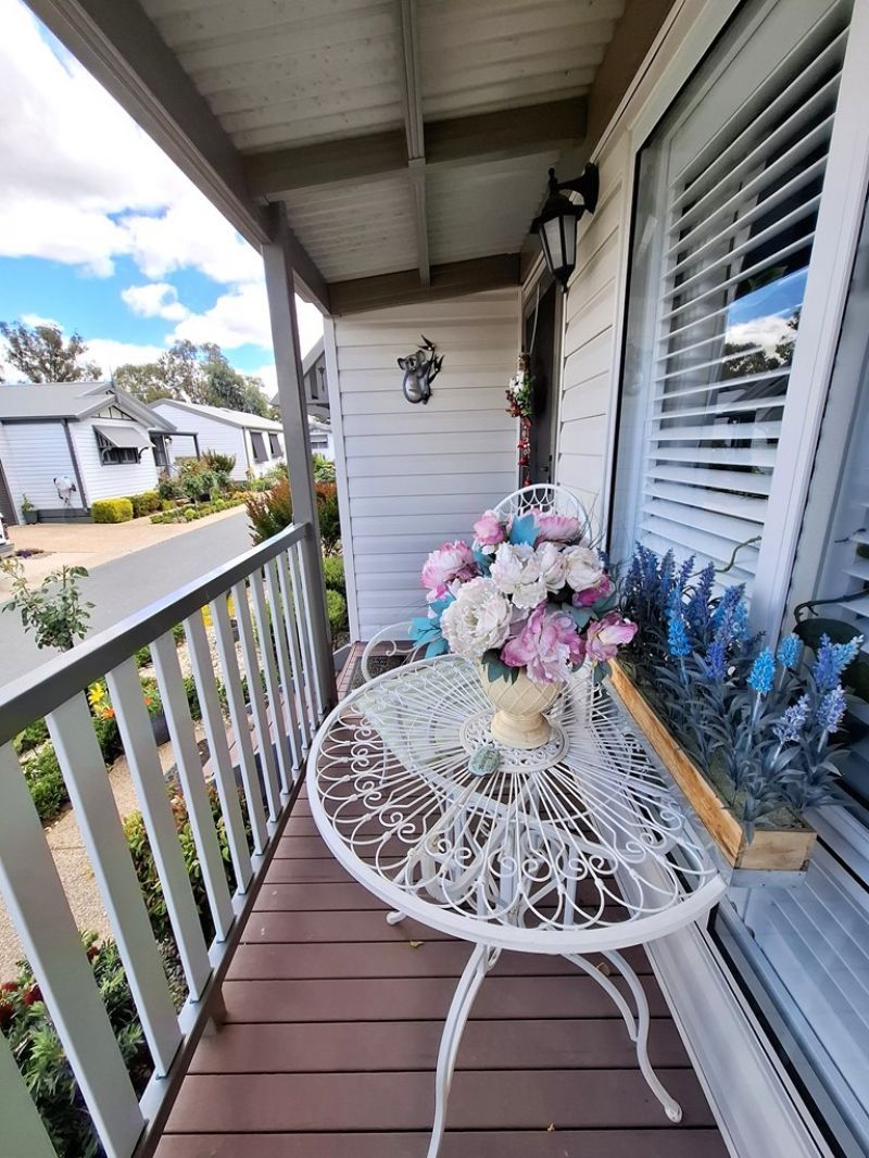 Set in a Picturesque Community!