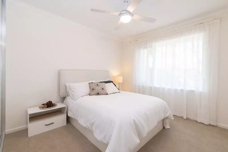 Live your retirement dream in garden surrounds!!