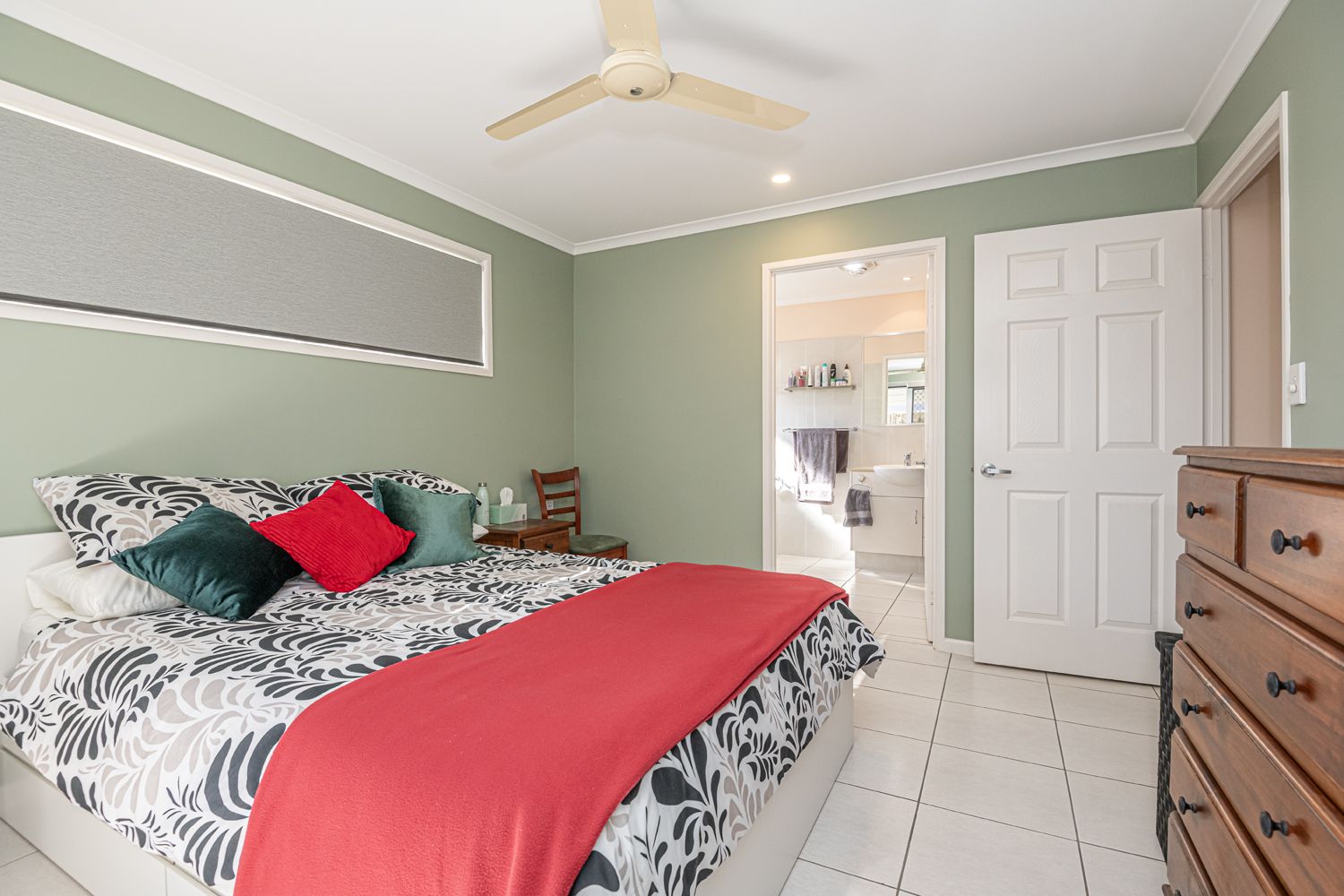 Stunning Corner Block