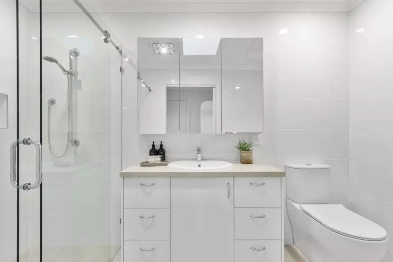 Newly refurbished 2-bed villa close to the community centre