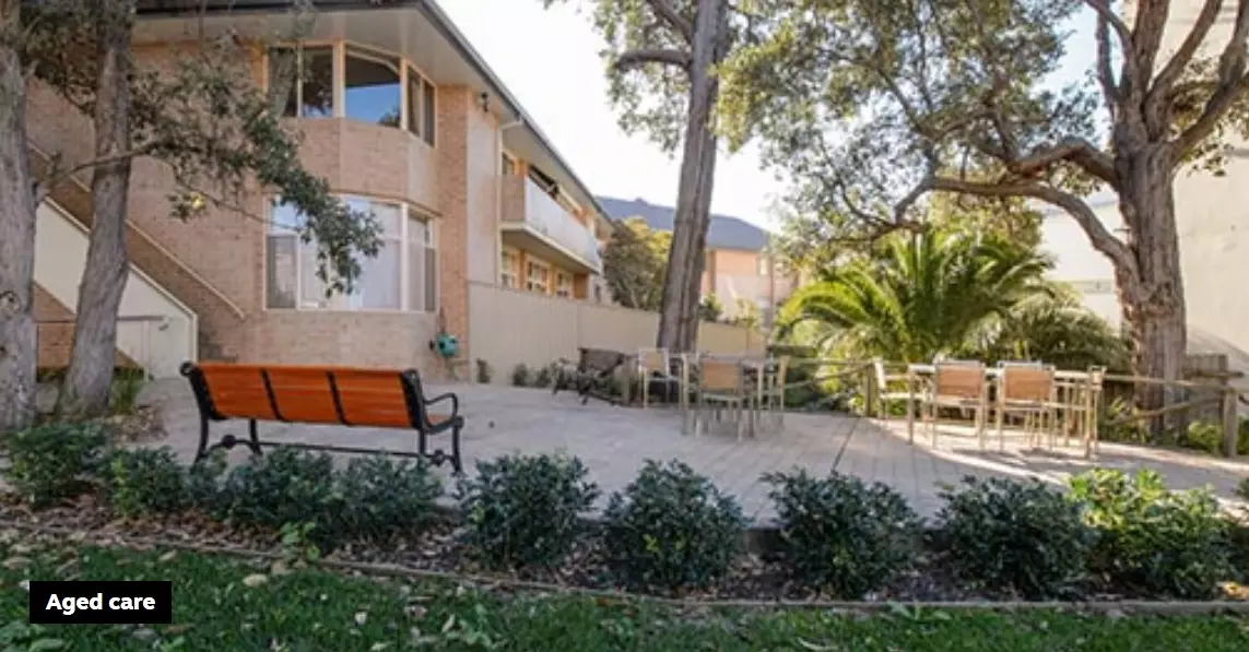 Uniting Thomas Roseby Lodge  