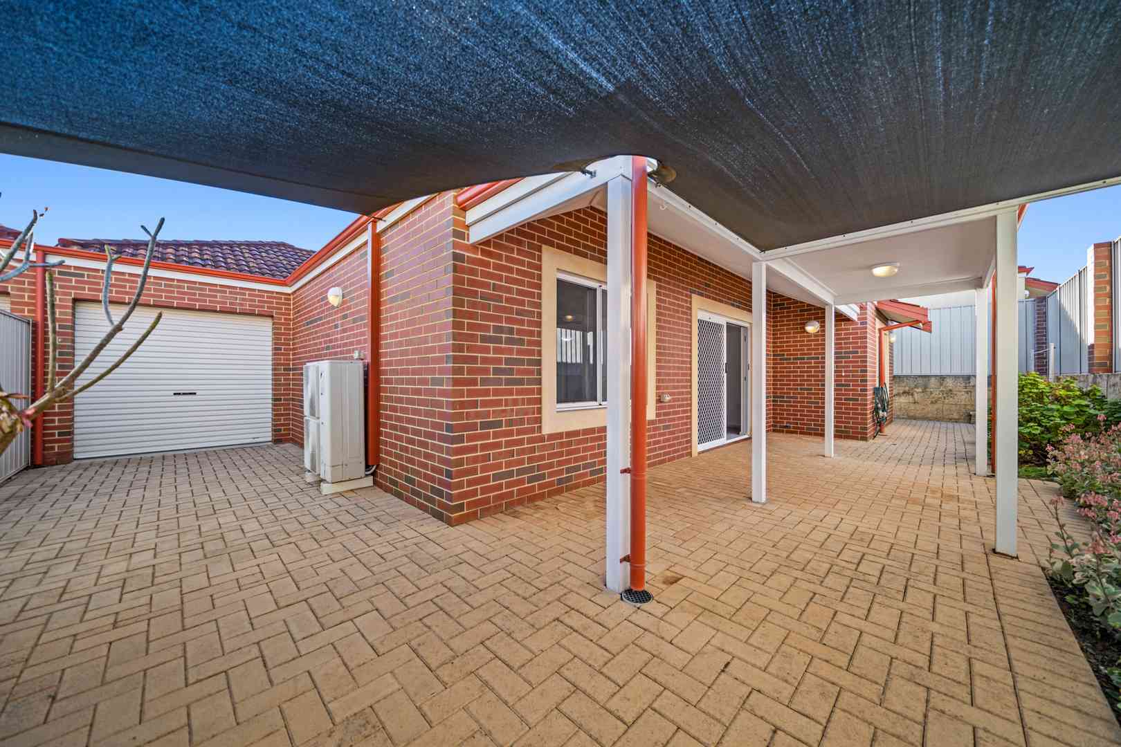 Delightful retirement villa with double garage