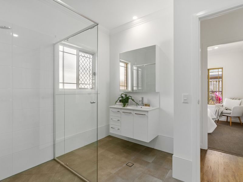 2 bedroom, fully refurbished