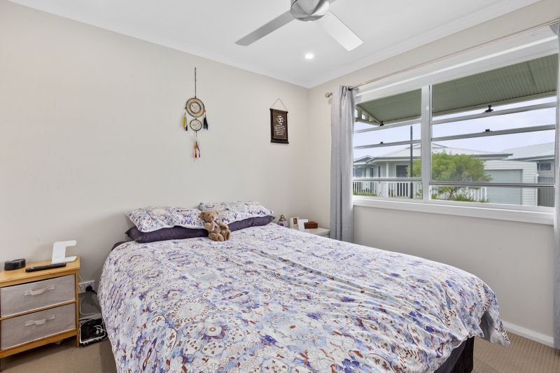 Immaculate Home with Spacious Entertaining Deck!