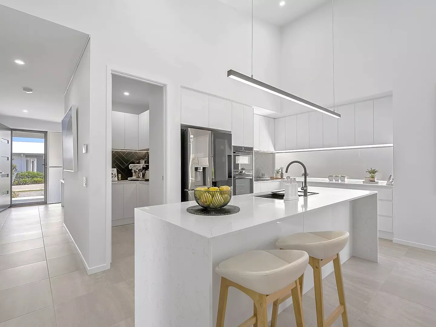 Halcyon Promenade - Established modern and elegant home