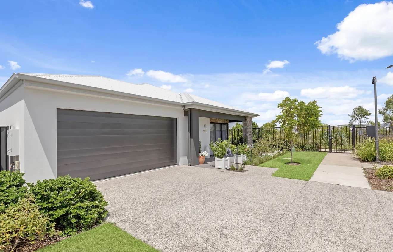 Halcyon Nirimba Luxury Lifestyle Resort - home 193  "Whitehaven"