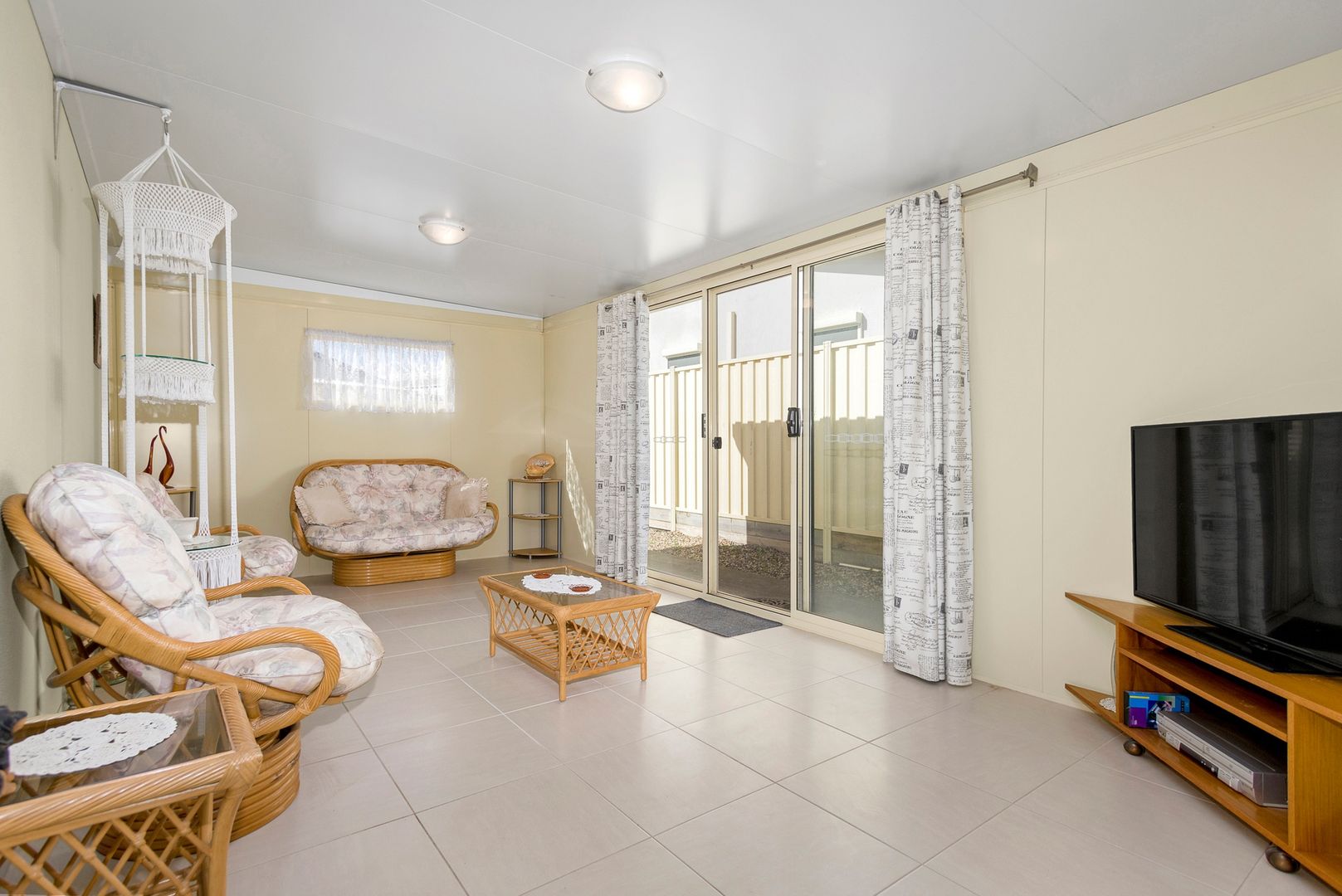 HOME 148 PALM LAKE RESORT TRUGANINA