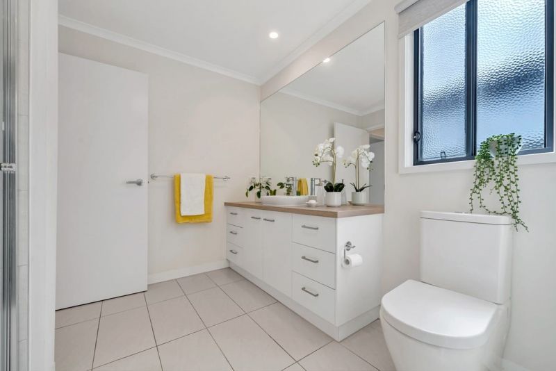 A charming home within Avington