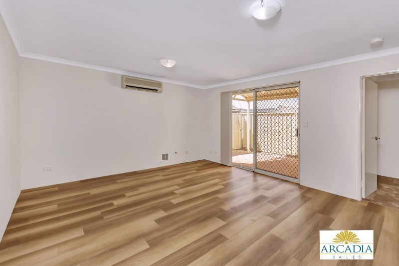 ARCADIA WATERS MADDINGTON - New Stone Bench Top Kitchen, 2 Bedroom + Study