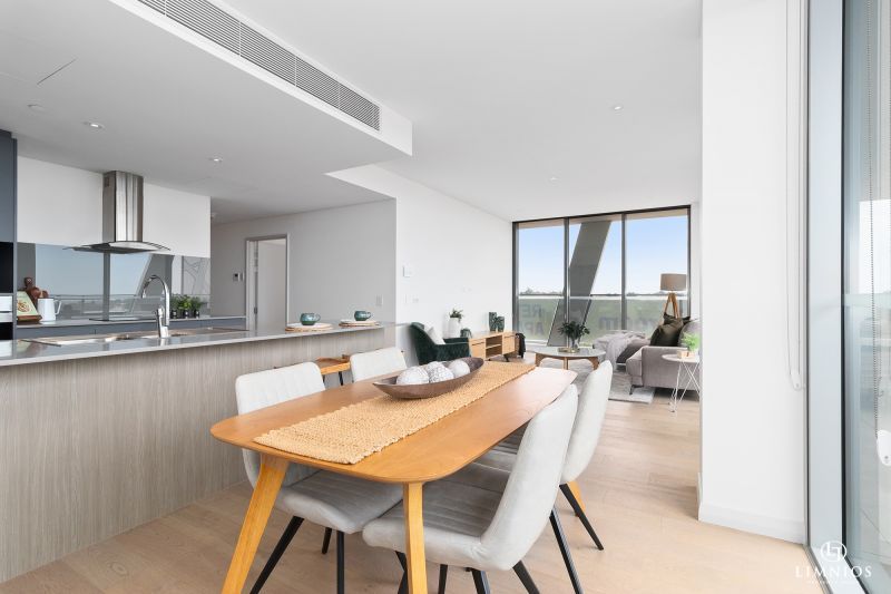 Stunning views from this 6th floor apartment!