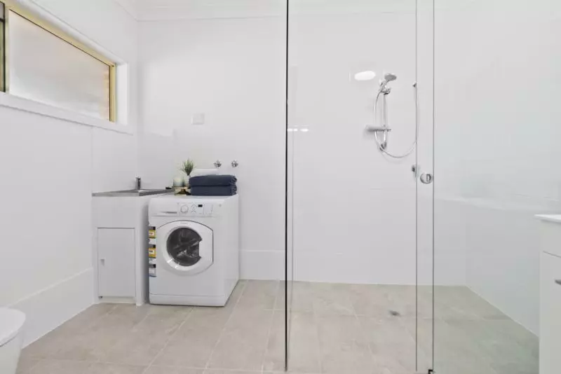 Open-plan one-bedroom apartment