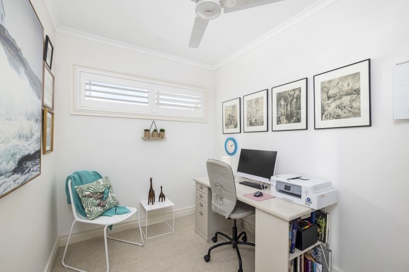 Bright Tropical Oasis - Luxury Two Bedroom + Study