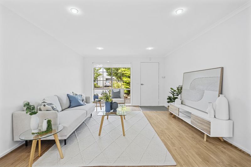 Corner Position with Private Courtyard