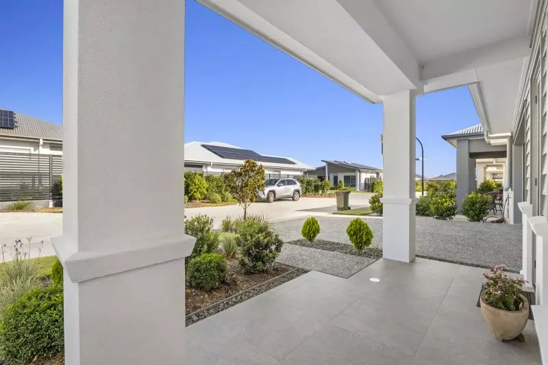 Site 176 - Established Kalbar