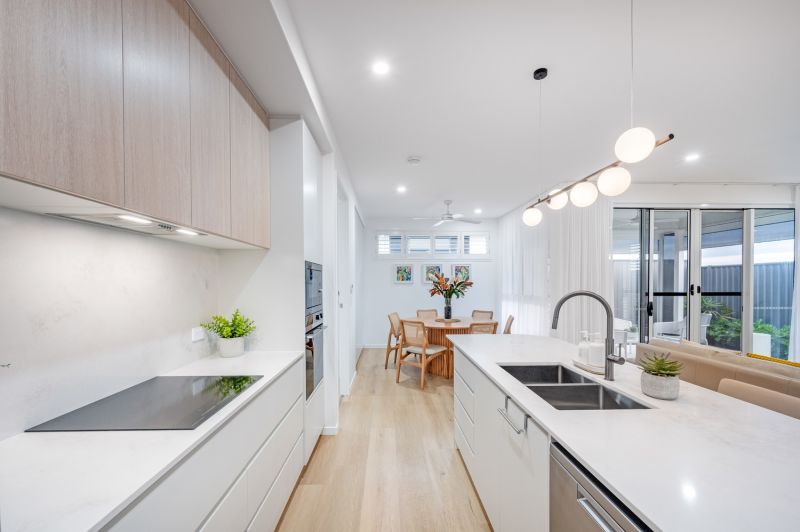 Coral Sea Dreaming -  Spacious Three-Bedroom Retreat