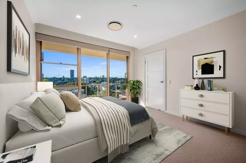 Elevated Apartment with Rushcutters Bay Views