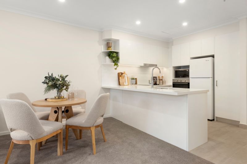 Cozy one-bedroom with exclusive courtyard access