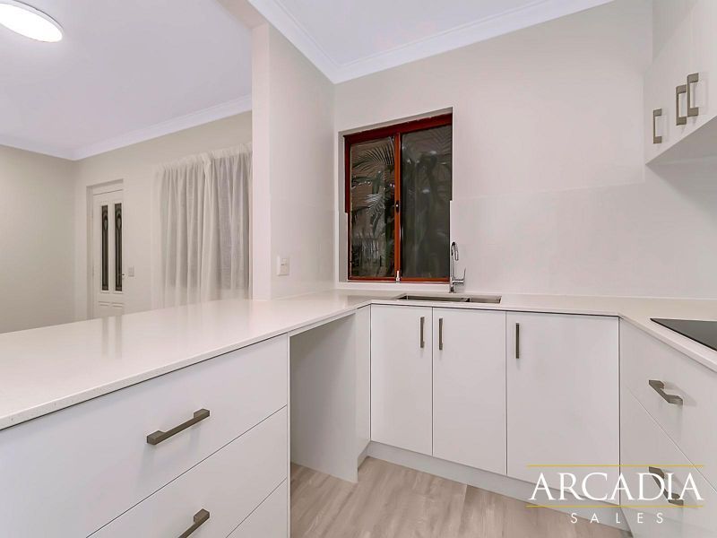 A beautifully renovated apartment is ready and waiting for you at Arcadia Waters Bicton.