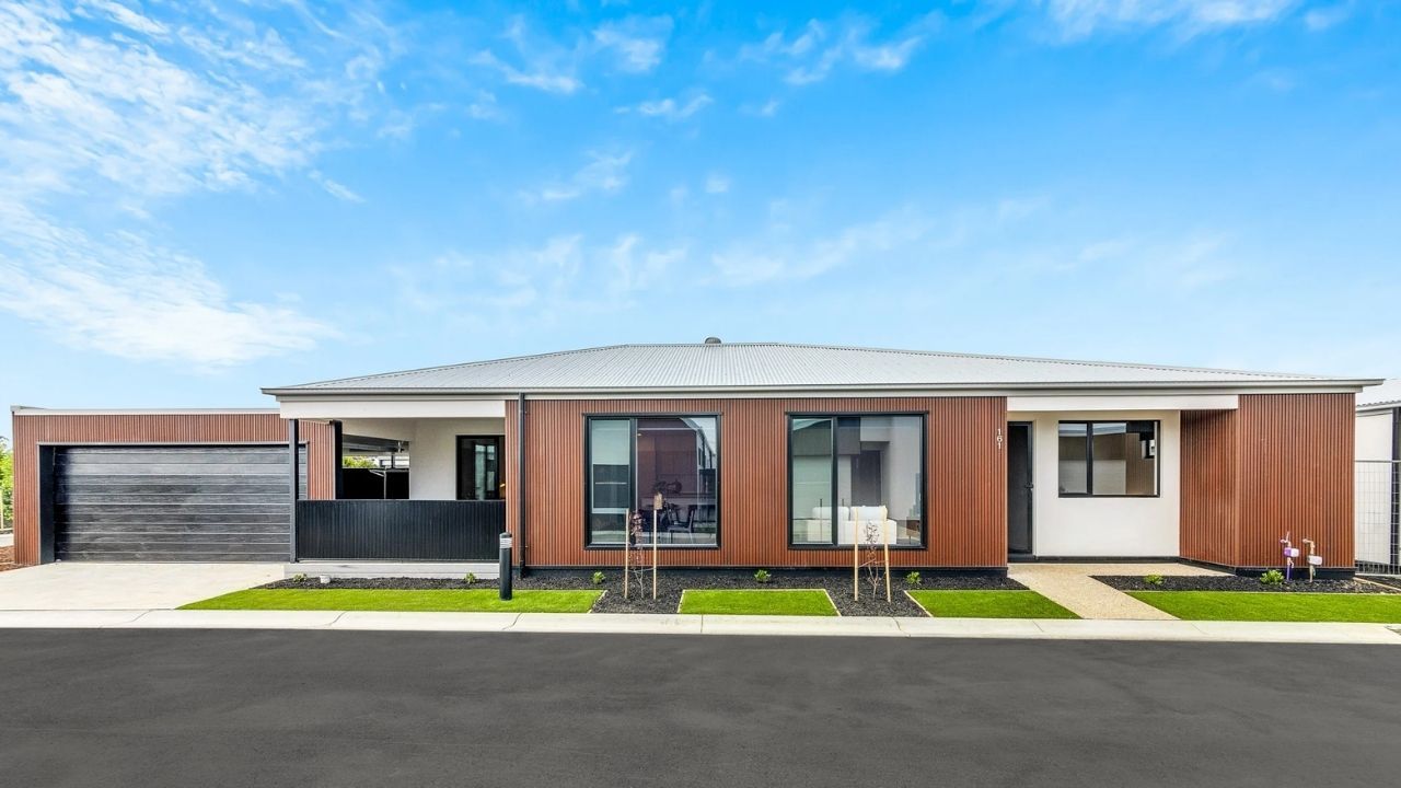 The Colorado is an inviting two-bedroom home epitomising comfort and versatility.