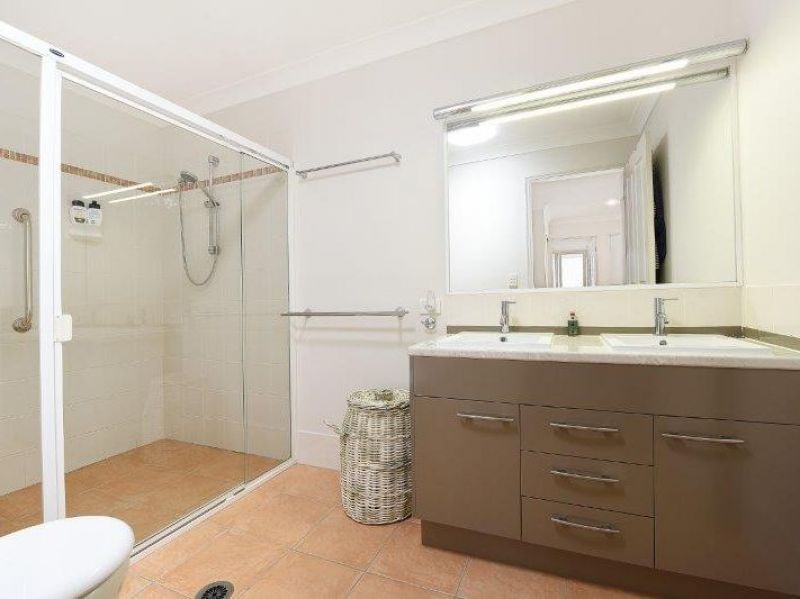 Impressive Bush land beauty