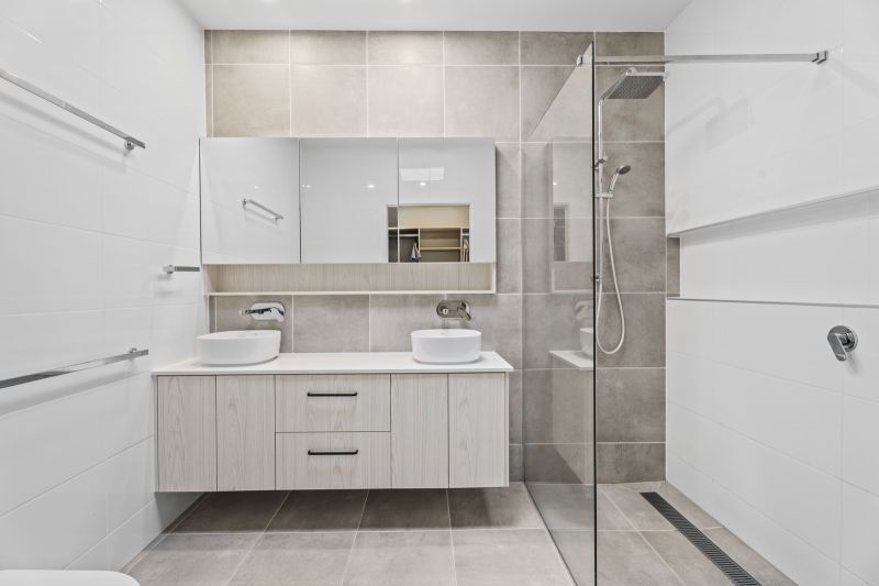 Site 397 - Established Berwick F1