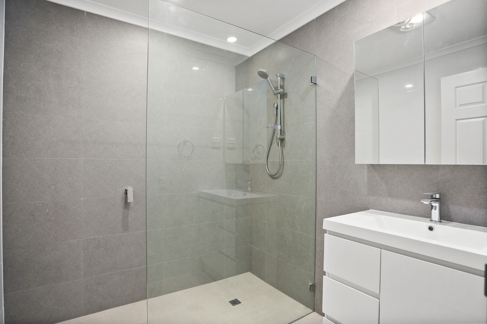 Unit 27: IRT Harbourside