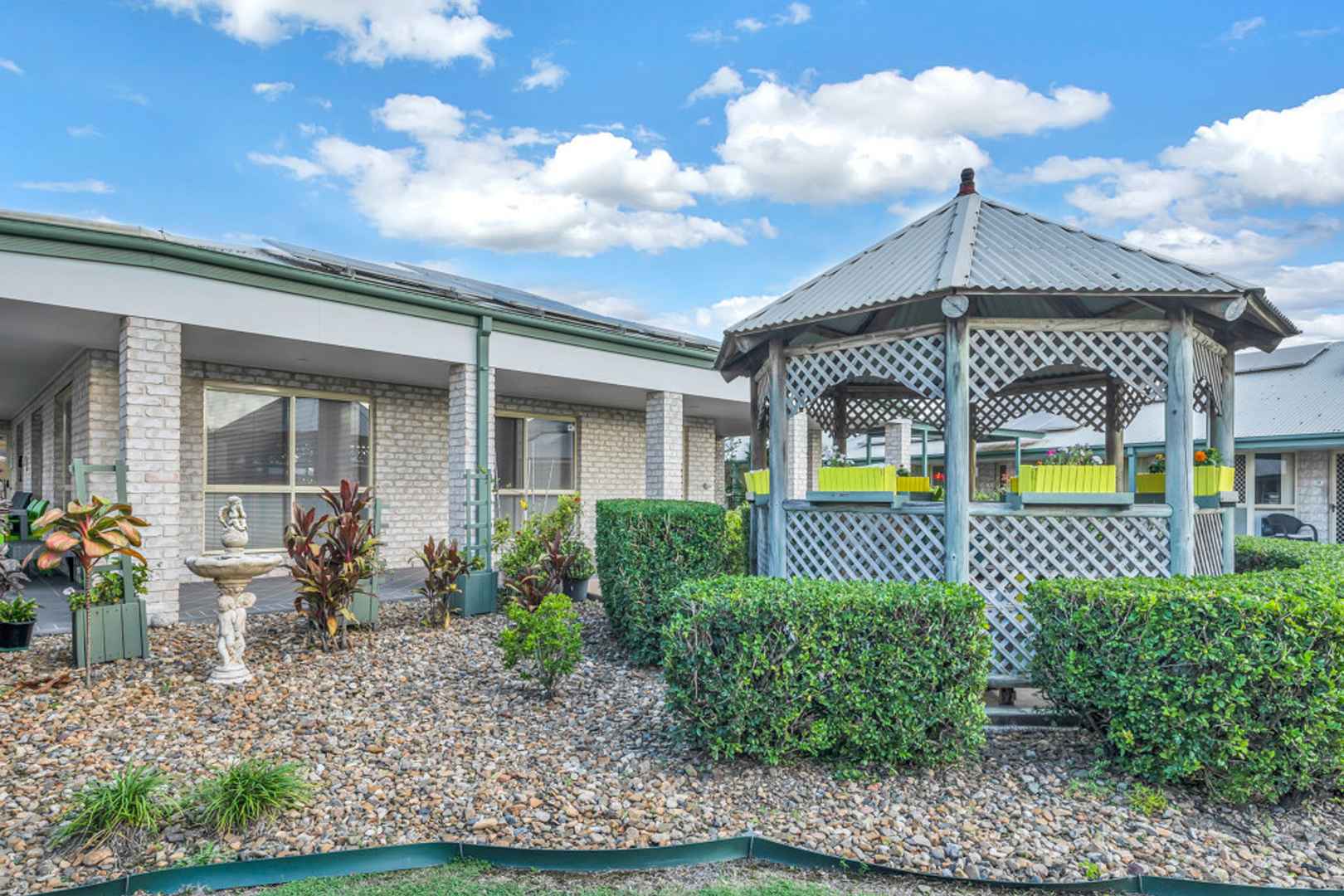 Independent Living  Unit with Kitchenette - Couples
Rent in a Seniors Living Community